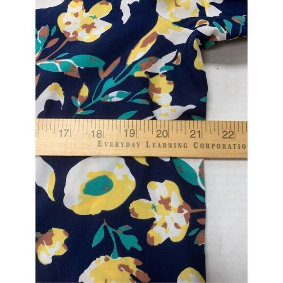 Floral Patterned Blouse - Picture 5 of 7